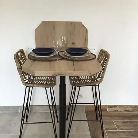 Village Apartment Vias