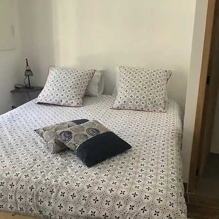 Apartament Village *